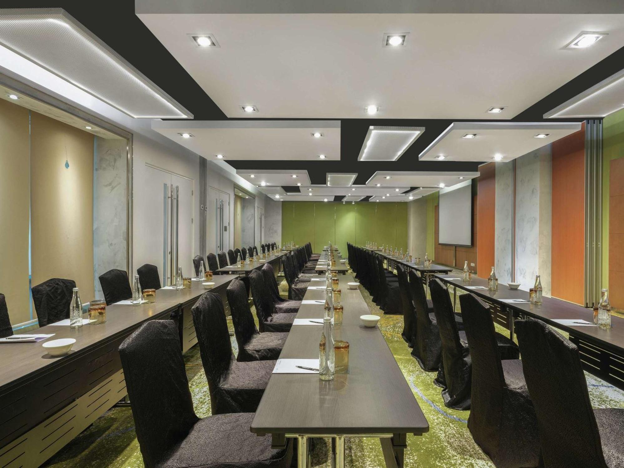 Pullman Jakarta Central Park Exteriér fotografie Meeting room